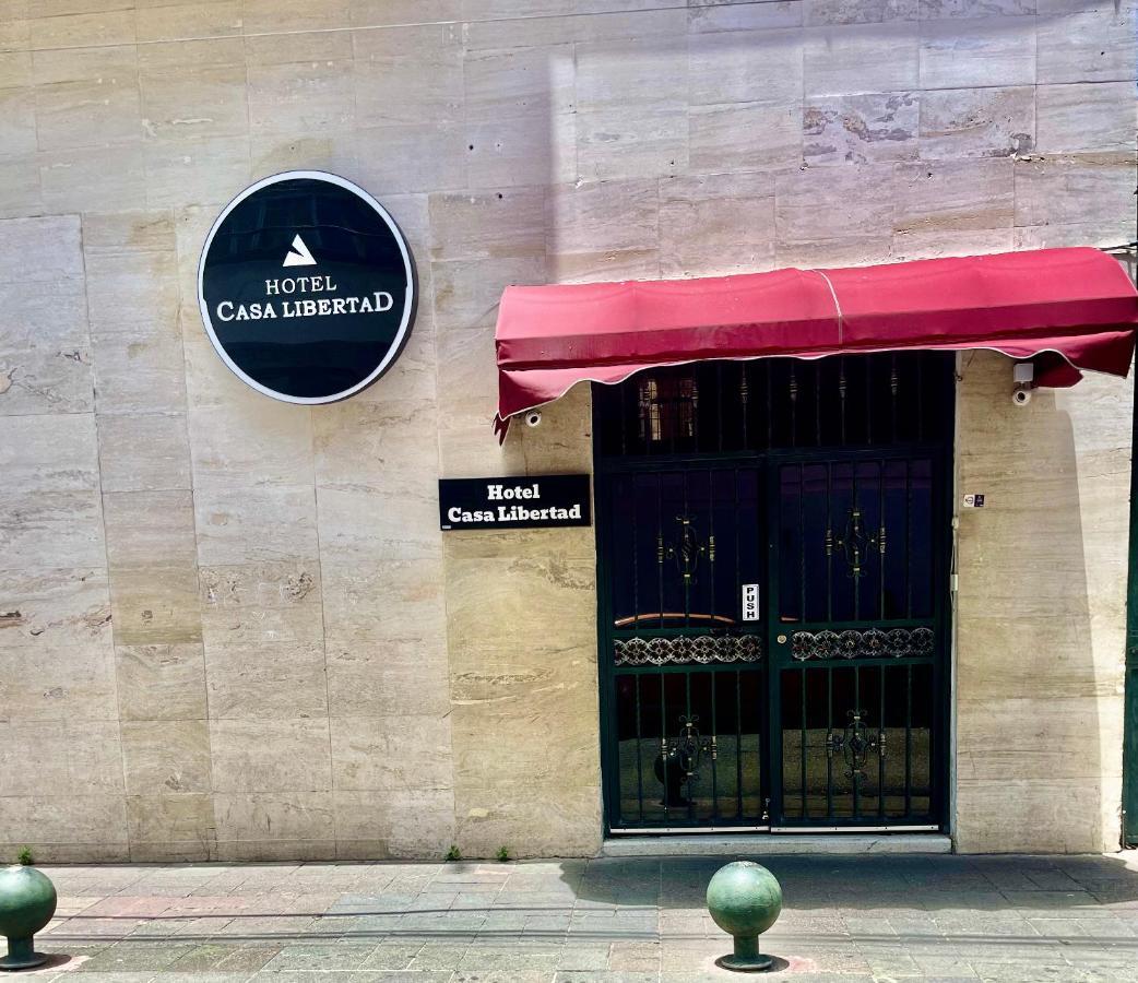 Hotel Libertad At Historic Main Street Santo Domingo Exterior photo