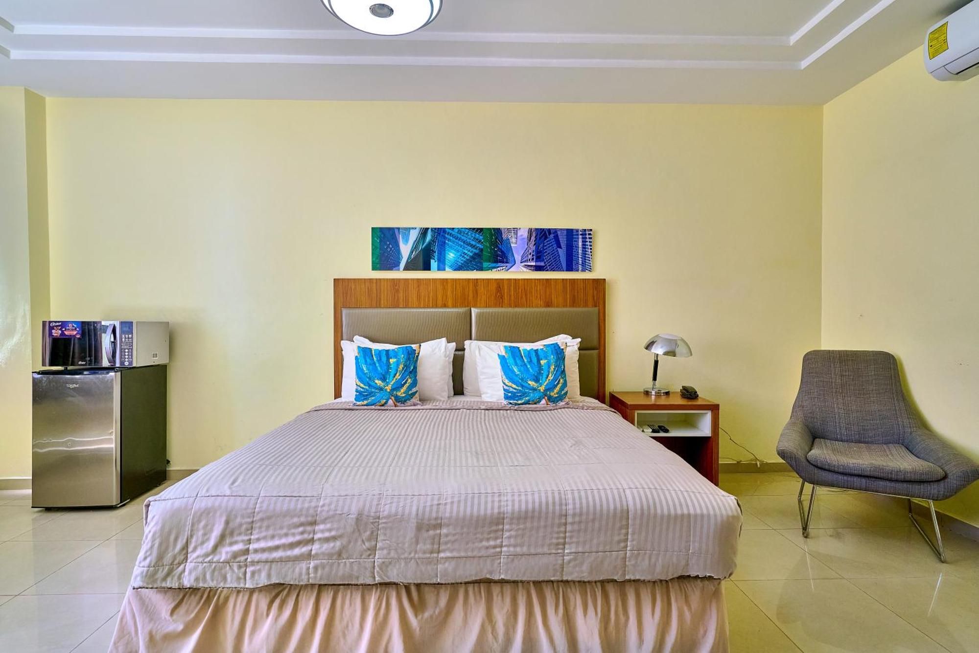 Hotel Libertad At Historic Main Street Santo Domingo Exterior photo